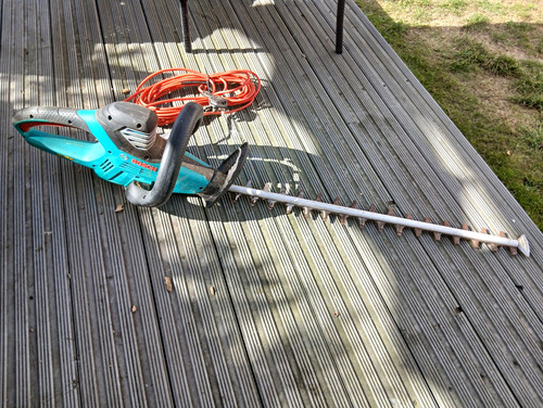 Bosch 700w 65cm - 700w,