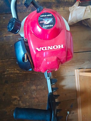 Honda petrol hedge trimmer - honda,